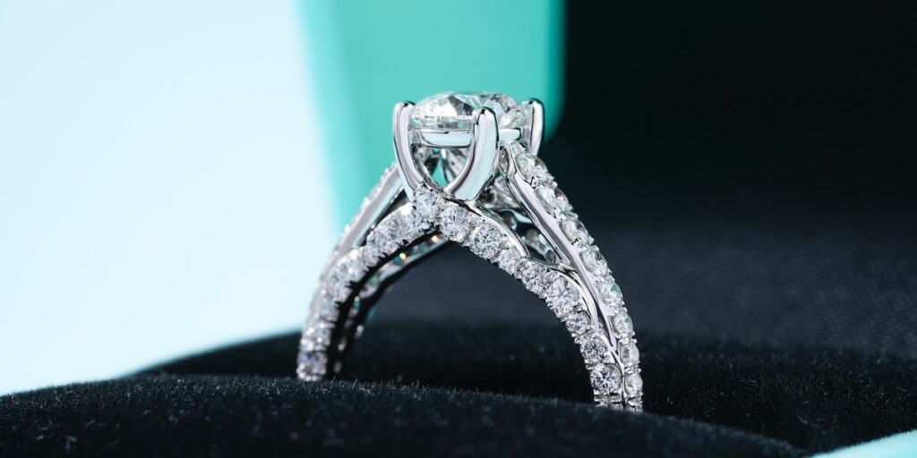 anillo de diamante